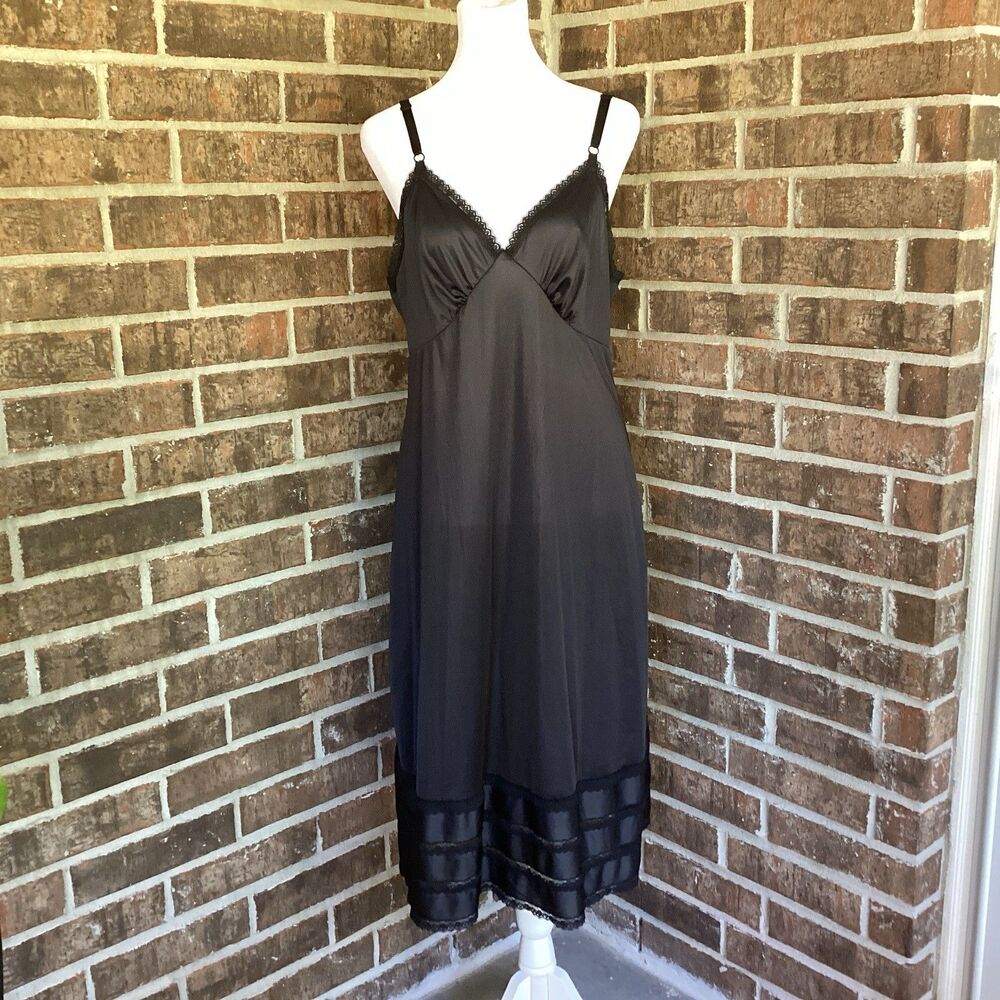 Vintage Lingerie Tricot All Nylon Black Sheer Trim Full Slip Size 36 Adjustable